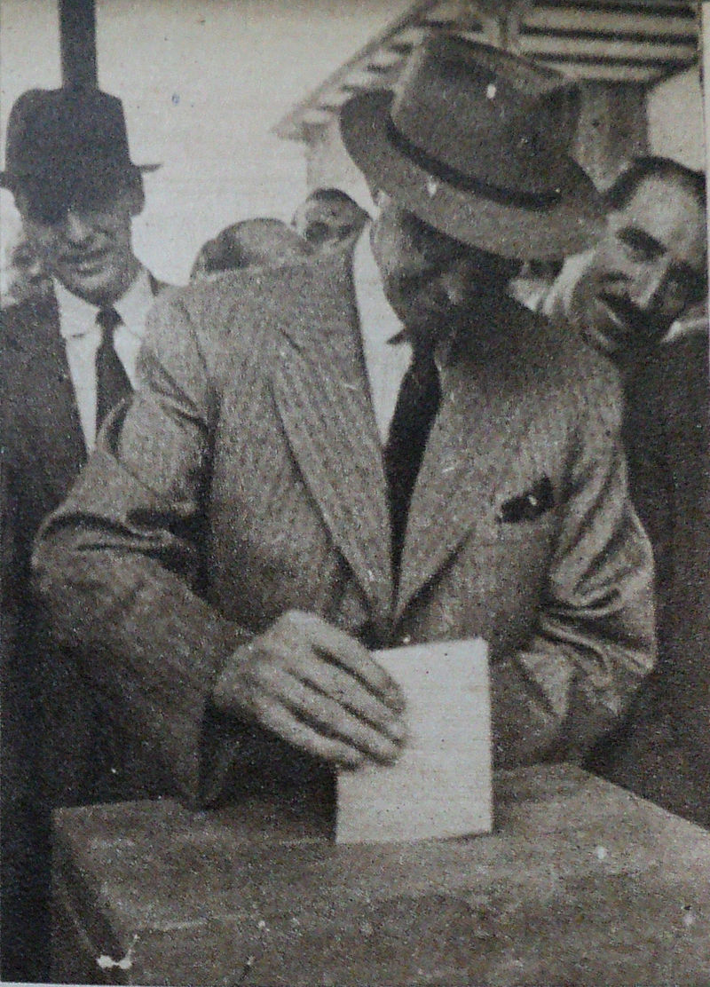 里奧斯在總統選舉期間投票