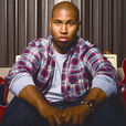 克勞德·凱利(Claude Kelly) 克勞德·凱利(Claude Kelly)