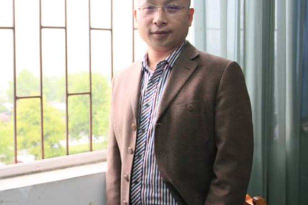 李氣糾 李氣糾