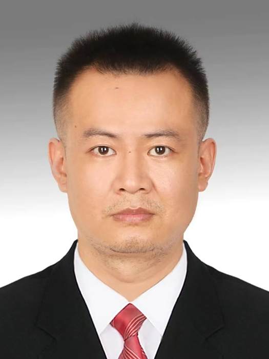 周亞輝(山東省菏澤市成武縣自然資源和規劃局黨組成員、縣林業發展服務中心主任) 周亞輝(山東省菏澤市成武縣自然資源和規劃局黨組成員、縣林業發展服務中心主任)