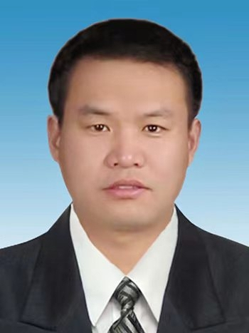 許良(山東省肥城市司法局黨組成員、政治處主任) 許良(山東省肥城市司法局黨組成員、政治處主任)