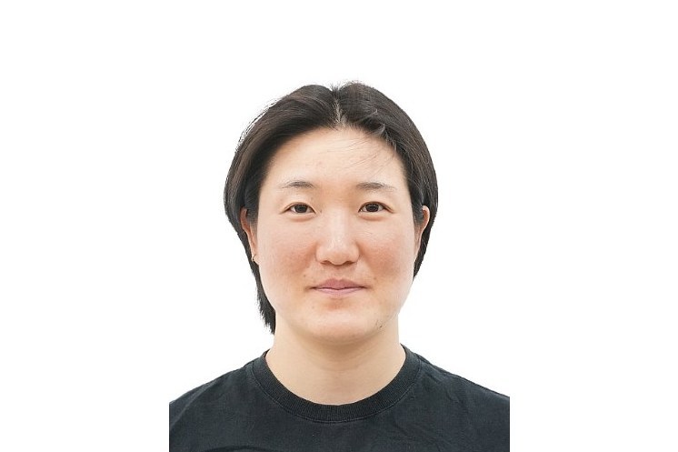 李晉旼 李晉旼