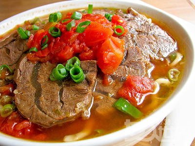 紅燒牛肉麵(中華傳統麵食)
