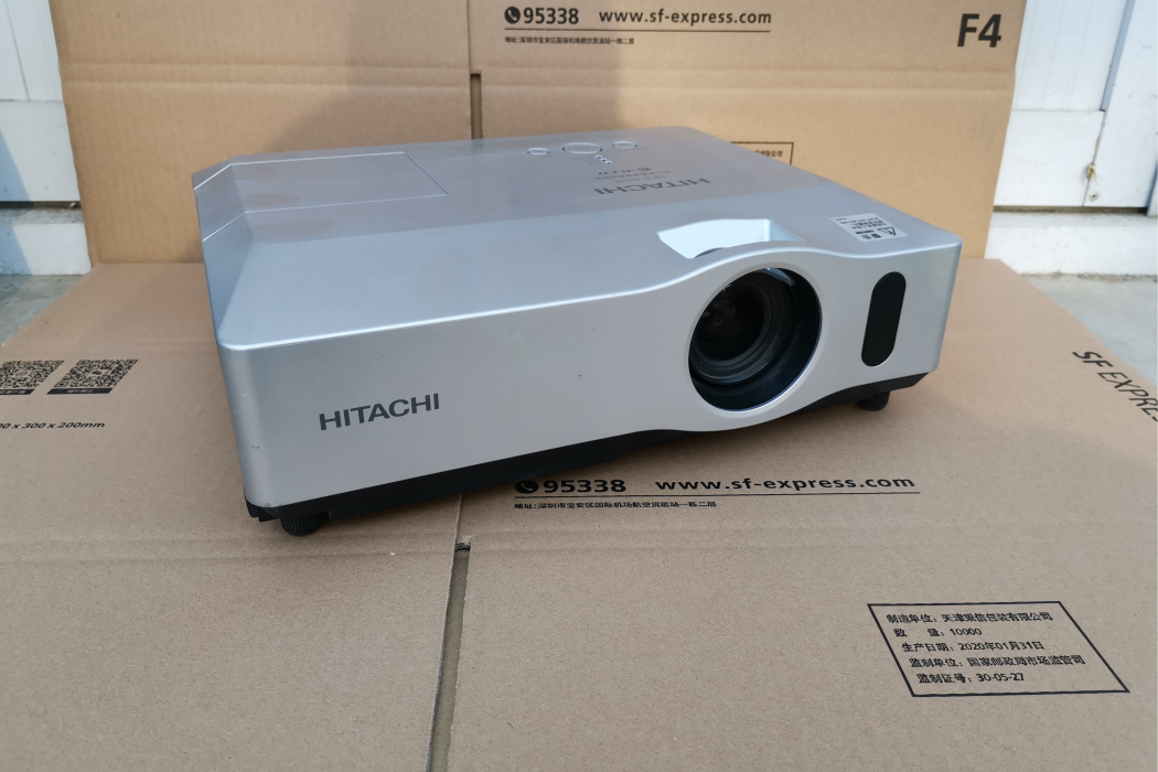 日立CP-X325W 日立CP-X325W