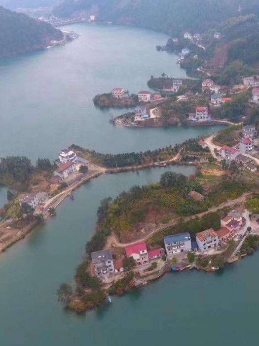 周灣自然村 周灣自然村