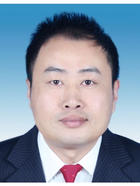 尹波(山東省泰安市泰山區土地儲備和開發中心副主任) 尹波(山東省泰安市泰山區土地儲備和開發中心副主任)
