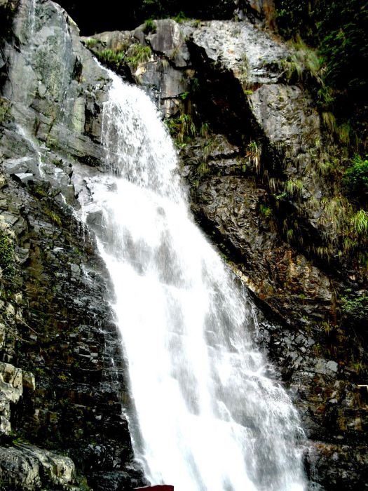 山口千絲岩