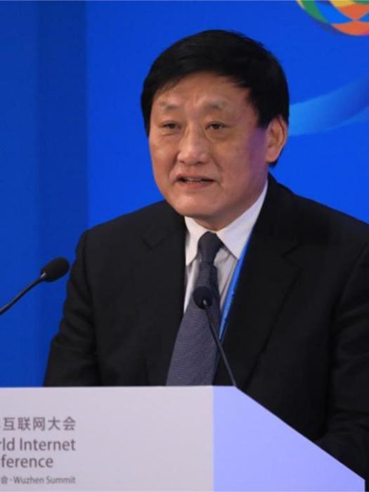 王雪峰(國家開發銀行山西省分行原黨委書記、行長) 王雪峰(國家開發銀行山西省分行原黨委書記、行長)