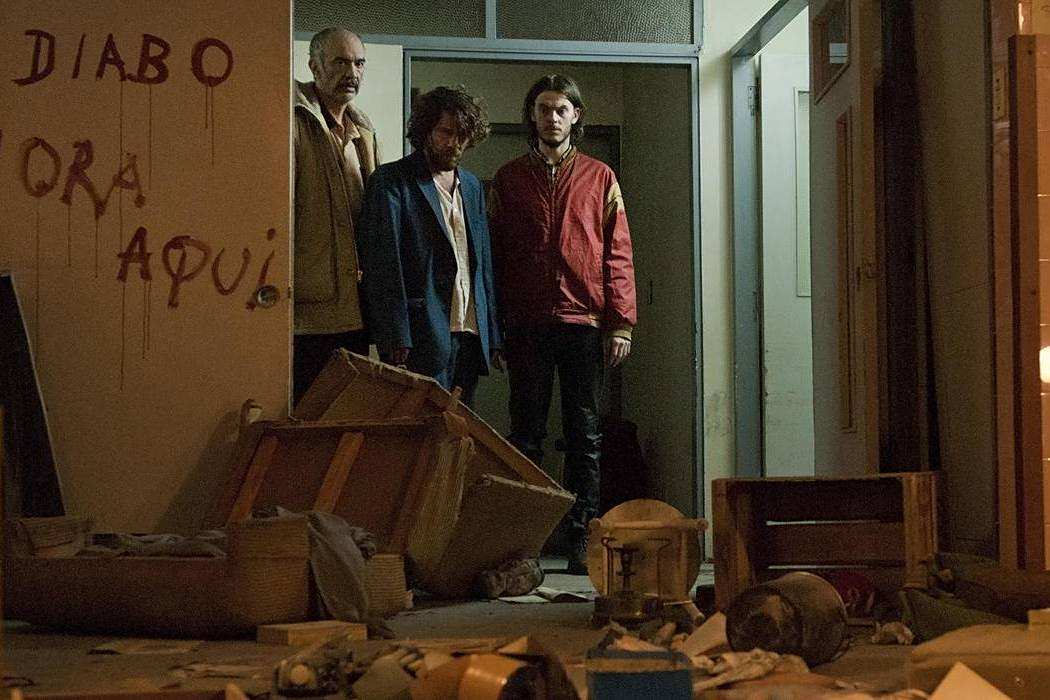Los enemigos del dolor Los enemigos del dolor