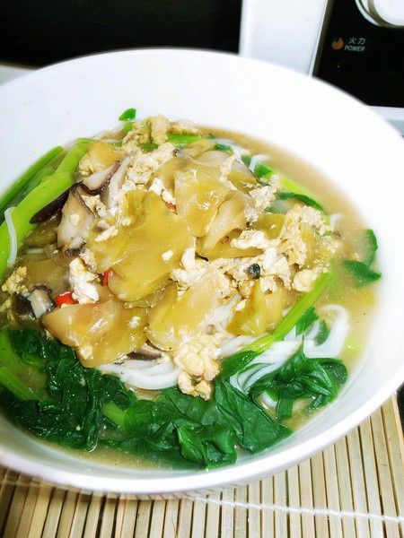 榨菜雞蛋面 榨菜雞蛋面