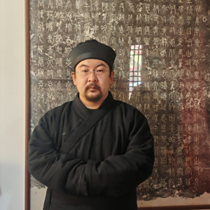 閻子龍
