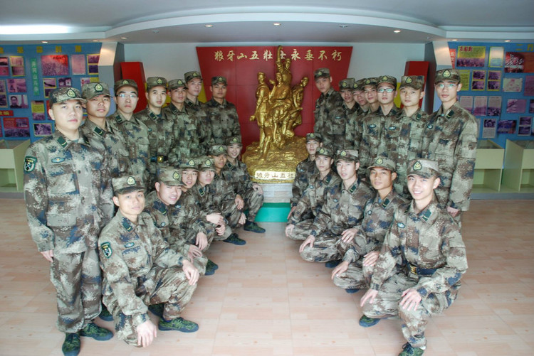 中國人民解放軍陸軍步兵學院(陸軍步兵學院)