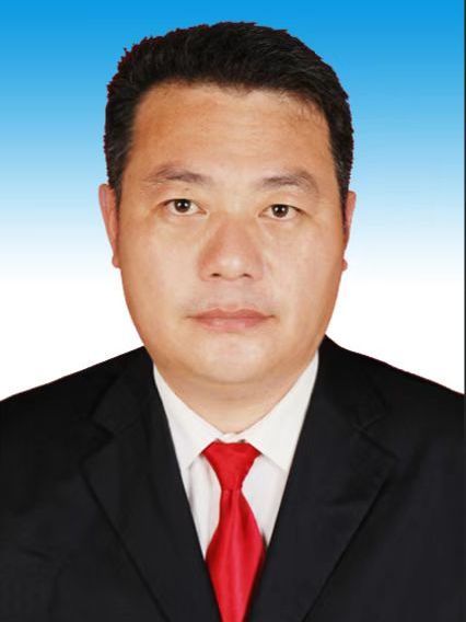 李希峰(河南省開封市鼓樓區人民政府黨組成員、區政府副區長、相國寺街道黨工委副書記、辦事處主任) 李希峰(河南省開封市鼓樓區人民政府黨組成員、區政府副區長、相國寺街道黨工委副書記、辦事處主任)