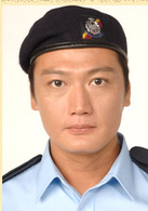 學警出更