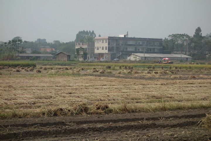永上村(廣西玉林市城西街道下轄村) 永上村(廣西玉林市城西街道下轄村)