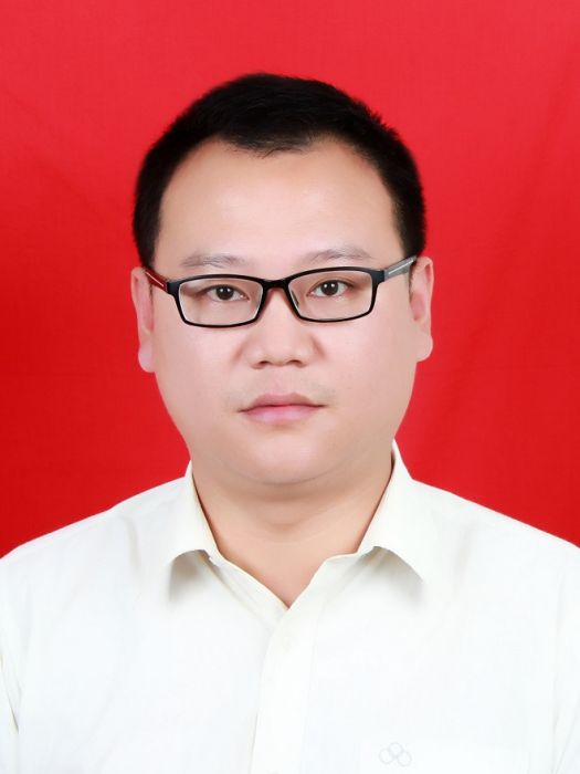 譚海林(四川省德陽市羅江區紀委常務副書記、區監委副主任,一級主任科員,一級監察官) 譚海林(四川省德陽市羅江區紀委常務副書記、區監委副主任,一級主任科員,一級監察官)