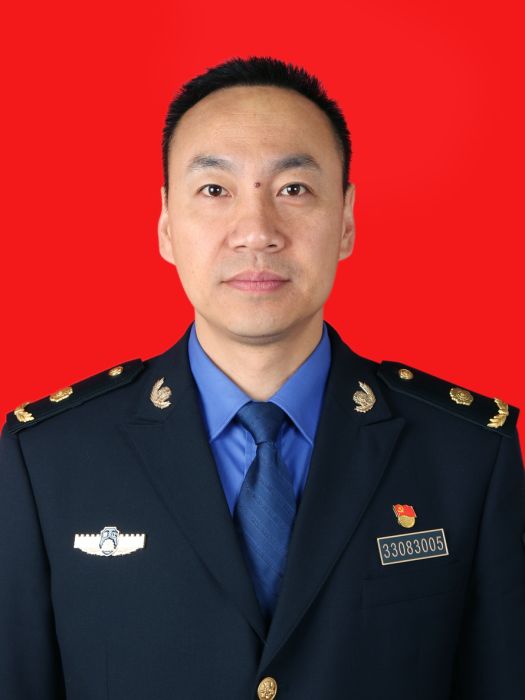 厲文健 厲文健