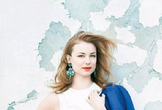 Elle van Knoll Elle van Knoll