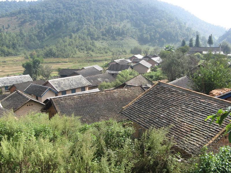 擺河村 擺河村