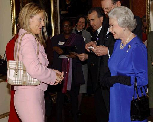 J.K羅琳與英國女王見面