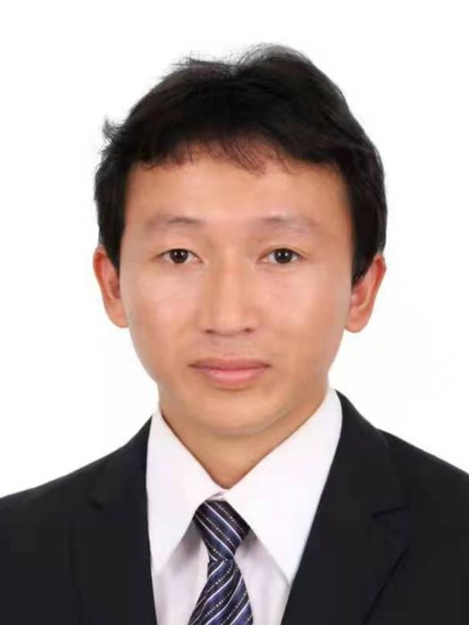 劉藝(共青團三亞市吉陽區委員會書記、六盤村鄉村振興中隊中隊長) 劉藝(共青團三亞市吉陽區委員會書記、六盤村鄉村振興中隊中隊長)