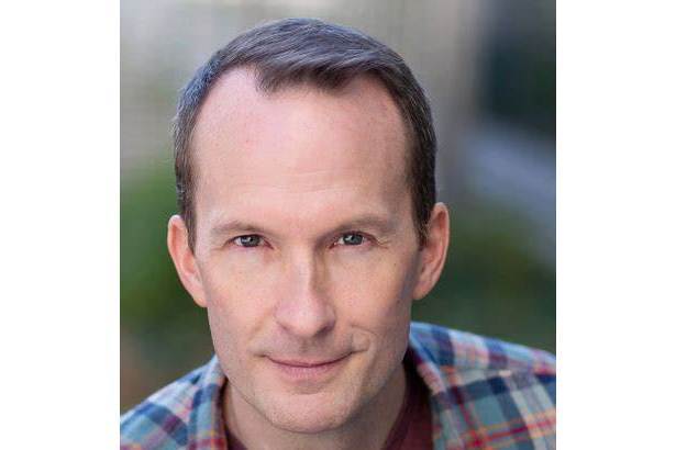 Ian Lyons Ian Lyons
