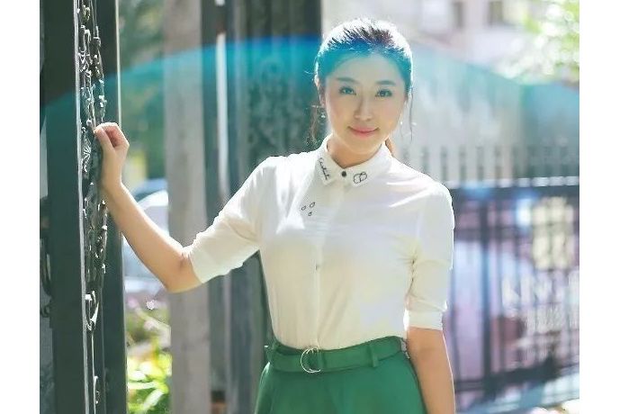 劉爽(黑龍江廣播電視台主持人) 劉爽(黑龍江廣播電視台主持人)