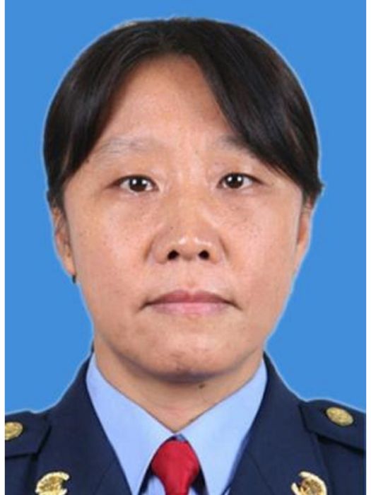 張國鋒(山東省泰安市泰山區市場監督管理局黨組成員、副局長) 張國鋒(山東省泰安市泰山區市場監督管理局黨組成員、副局長)
