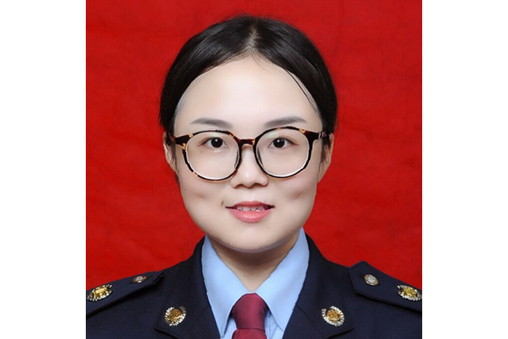 任熙雯 任熙雯
