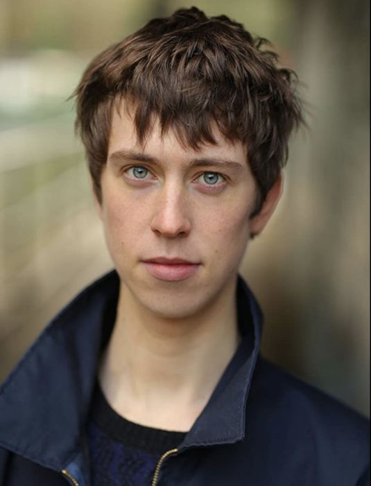安格斯·里(Angus Imrie) 安格斯·里(Angus Imrie)