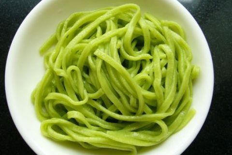 菠菜麵條 菠菜麵條