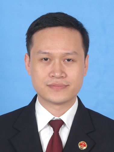 何凱兵 何凱兵