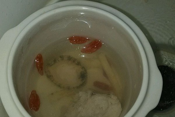 鮑魚煨參湯 鮑魚煨參湯