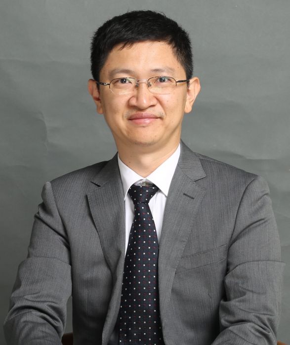 黃威然 黃威然