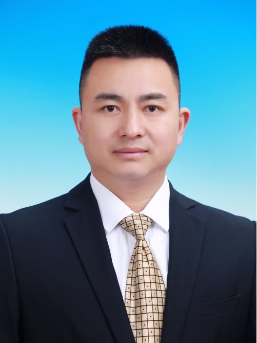 劉永偉(浙江省溫嶺市體育事業發展中心黨組成員、副主任) 劉永偉(浙江省溫嶺市體育事業發展中心黨組成員、副主任)