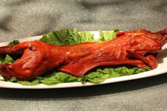 酒鹵兔子 酒鹵兔子