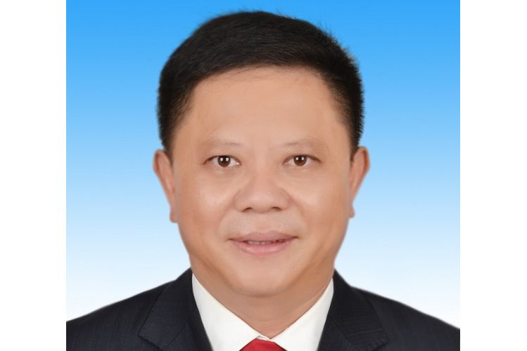 李國(雲南省西雙版納傣族自治州農墾局黨委委員、三級調研員) 李國(雲南省西雙版納傣族自治州農墾局黨委委員、三級調研員)