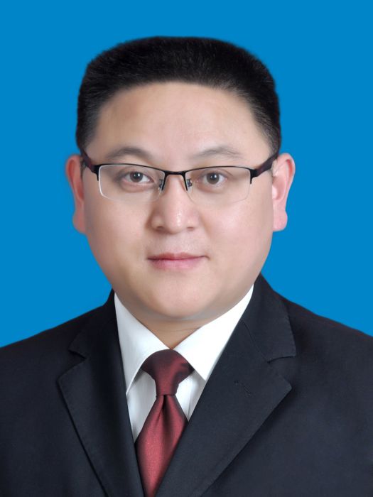 曾春森 曾春森