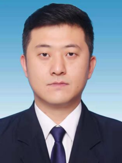叢偉(內蒙古自治區額爾古納市農牧局副局長) 叢偉(內蒙古自治區額爾古納市農牧局副局長)