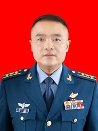 徐聰(空軍某飛行團團長) 徐聰(空軍某飛行團團長)