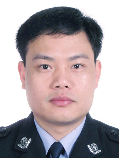 葉鑫(廣西賀州市公安局黨委委員、副局長) 葉鑫(廣西賀州市公安局黨委委員、副局長)