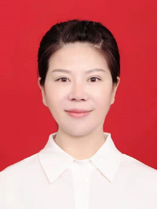 張秀榮(山西省晉城市高平市“愛在身邊”志願服務隊理事長) 張秀榮(山西省晉城市高平市“愛在身邊”志願服務隊理事長)