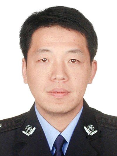 李凌(烏當區公安分局黨委委員、副局長) 李凌(烏當區公安分局黨委委員、副局長)