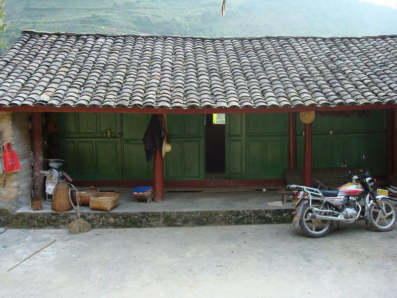 前中村 前中村