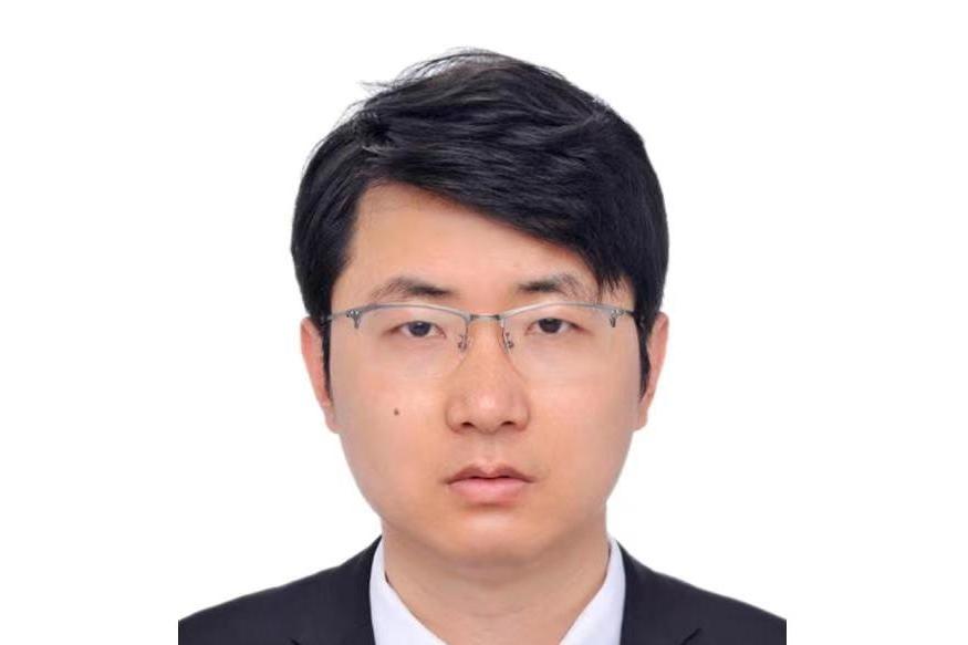 吳宏偉(東華大學化學與化工學院教師) 吳宏偉(東華大學化學與化工學院教師)