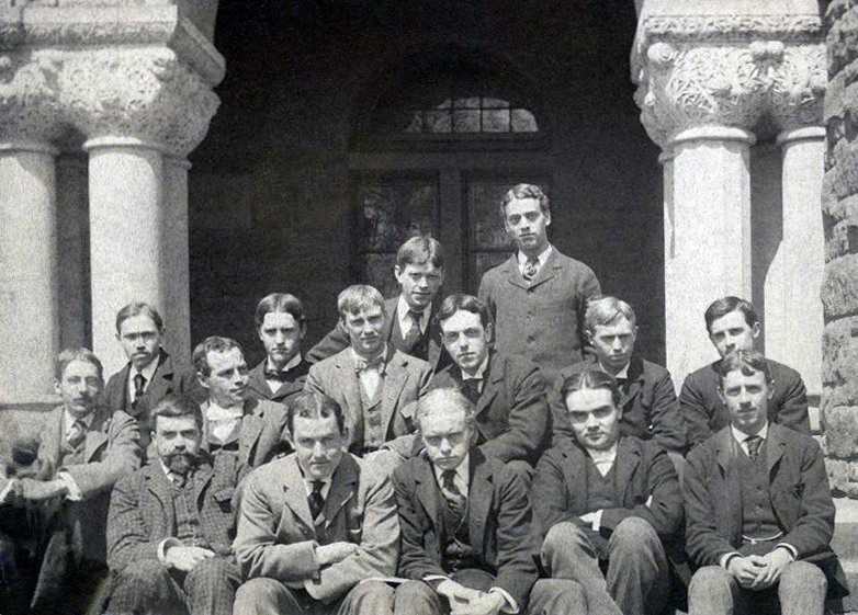 勒恩德·漢德在哈佛（前排右2）