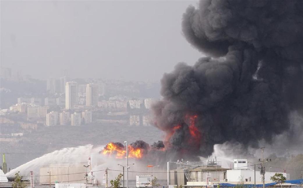 12·25以色列煉油廠火災事故