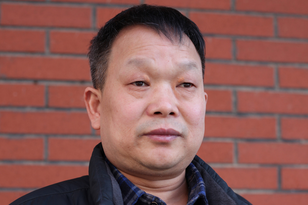張榮炳(畫家、中國美術家協會會員) 張榮炳(畫家、中國美術家協會會員)