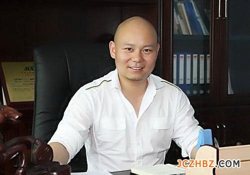 崔志飛 崔志飛