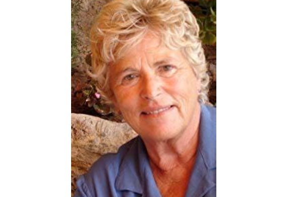 加布里埃爾·博蒙特(Gabrielle Beaumont) 加布里埃爾·博蒙特(Gabrielle Beaumont)